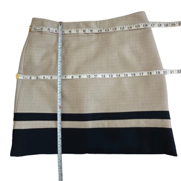 Ann Taylor LOFT Women 6 Beige/Black Color Block A-line Lined Mini Straight Skirt - Picture 11 of 12